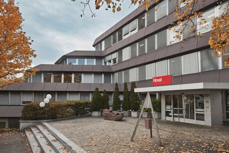 Der Schweizer Hauptsitz ist in Feldmeilen am Zürichsee.