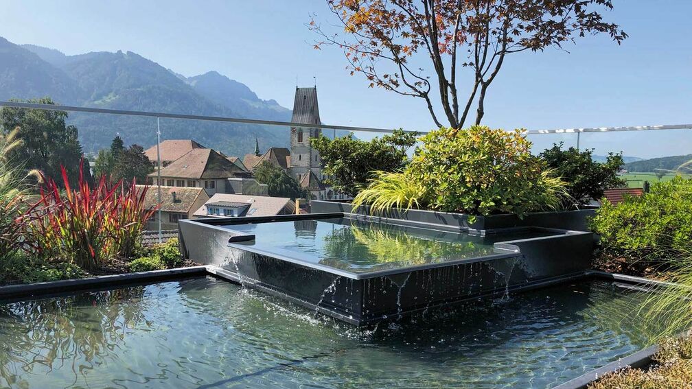 Brunnen und stille Oasen