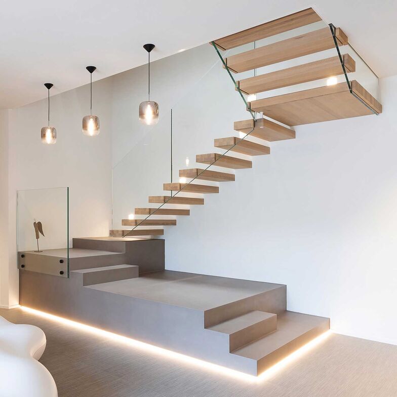 Schwebende Leichtigkeit verleihen die freikragenden Treppen von Columbus Treppen. Jede Treppe wird an das Objekt individuell angepasst. Columbus Treppen AG, www.columbus.ch